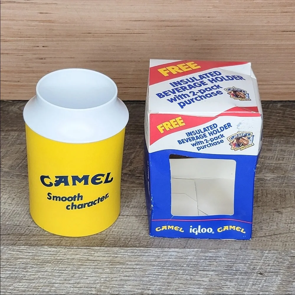 Camel Cigarette Igloo Beer Insulated Can Koozie Holder 1989 Promo Advertising